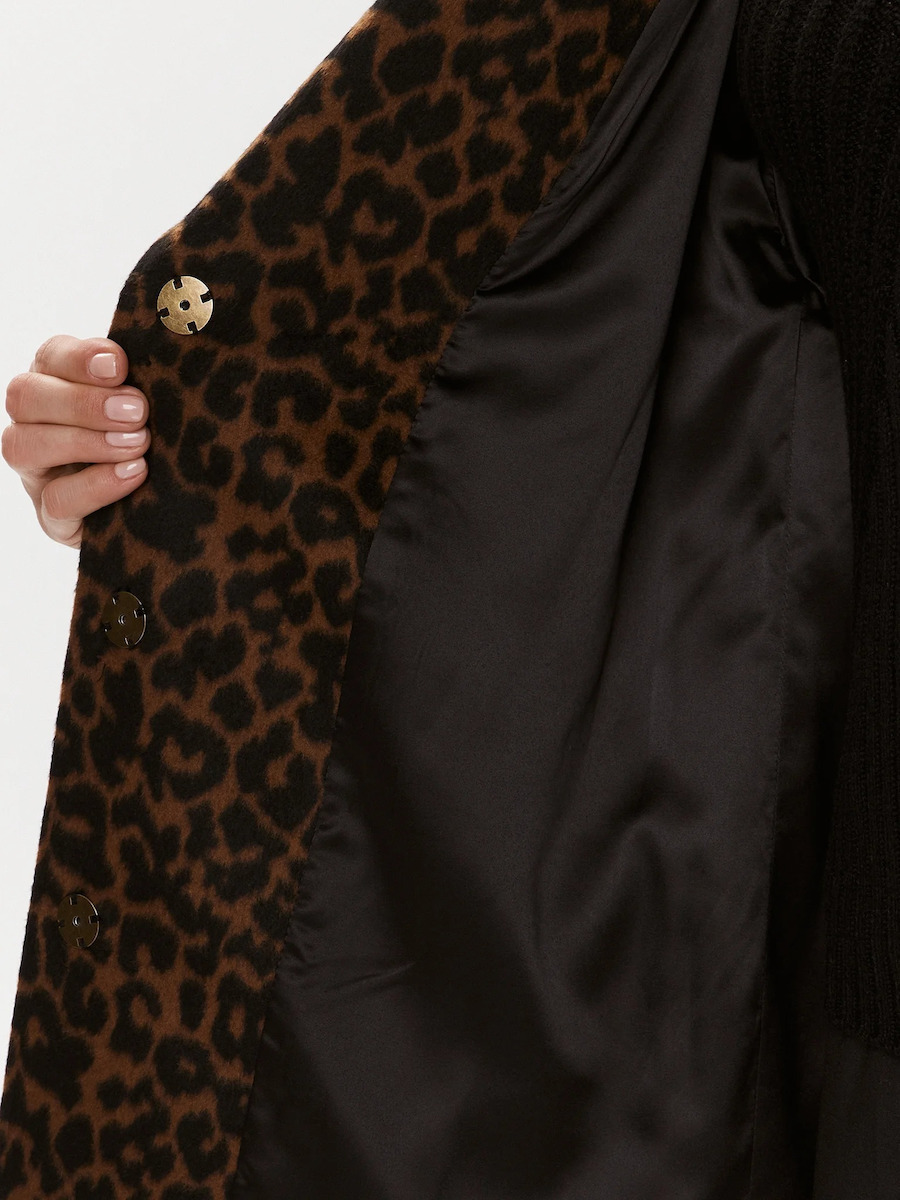 Guess hot sale leopard jacket