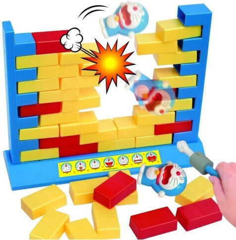 Board Game Doraemon Wall Crush for 1-4 Players 4+ Years Old (EN) Epoch Toys
