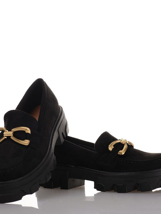 Famous Shoes Women's Loafers in Black Color