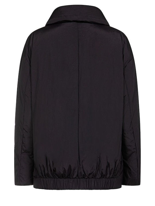 DKNY
