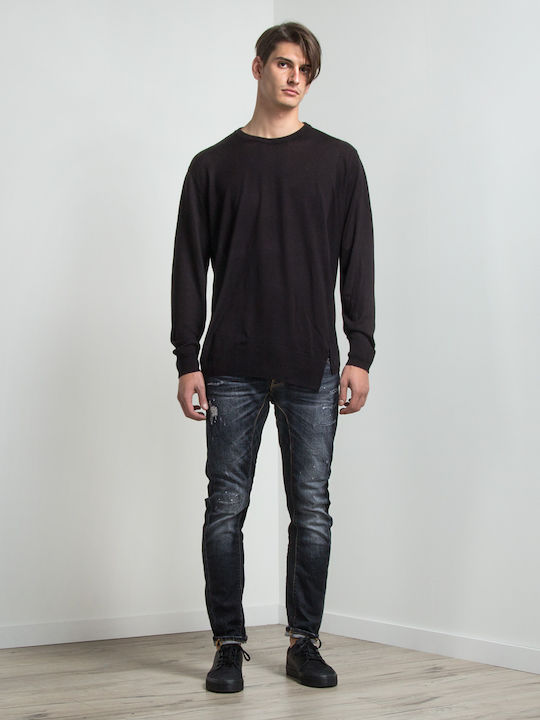 Uniform Jeans