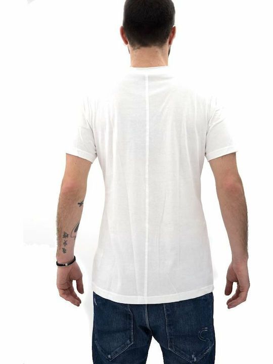 T-shirt White