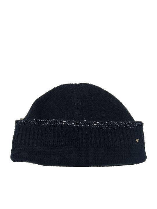 Beanie Beanie Knitted in Black color