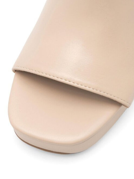 Mules mit Chunky Hoch Absatz in Beige Farbe