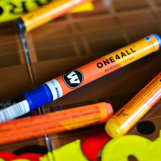 Molotow Acrylic Marker 2mm Burgundy 0004