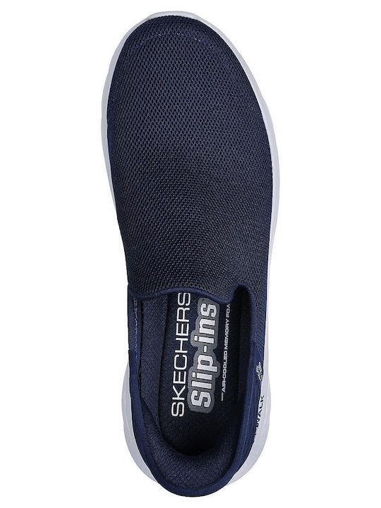Skechers