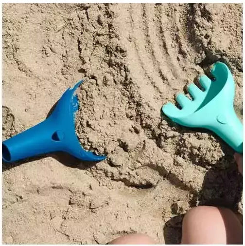 Quut Beach Rake made of Plastic 5.5cm 2pcs