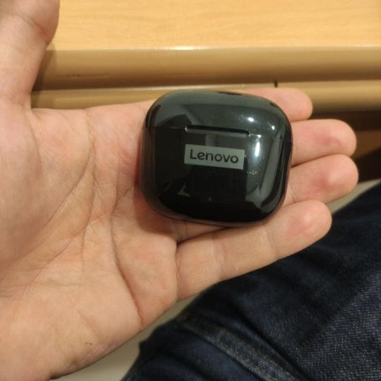 Lenovo LP40 Pro Earbud Bluetooth Handsfree Ακουστικά με Αντοχή στον Ιδρώτα και Θήκη Φόρτισης Μαύρα