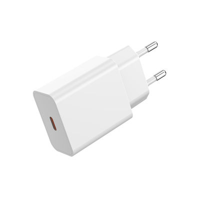 XO mit USB-C Anschluss und Kabel USB-C - USB-C 20W Stromlieferung / Schnellaufladung 2.0 Weiß (L126)