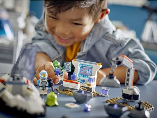 LEGO City Spaceship and Asteroid Discovery for Ages 4+ 126 Pieces