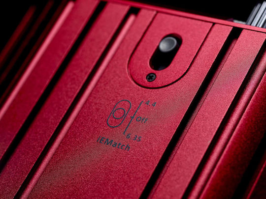 iFi Audio iDSD Diablo 2 Portable Digital Bluetooth Headphone Amplifier with DAC USB and Jack (3.5mm/6.3mm)