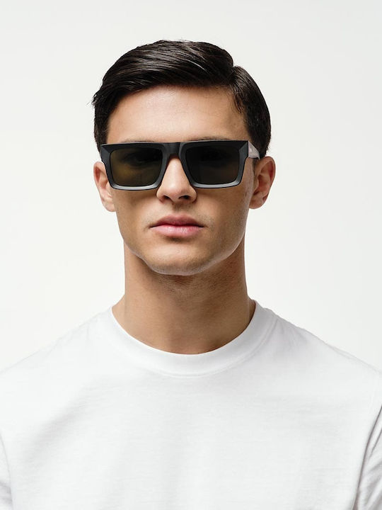 Cosselie Cadiz Men's Sunglasses with Black Horn-Rimmed Frame and Green Lens