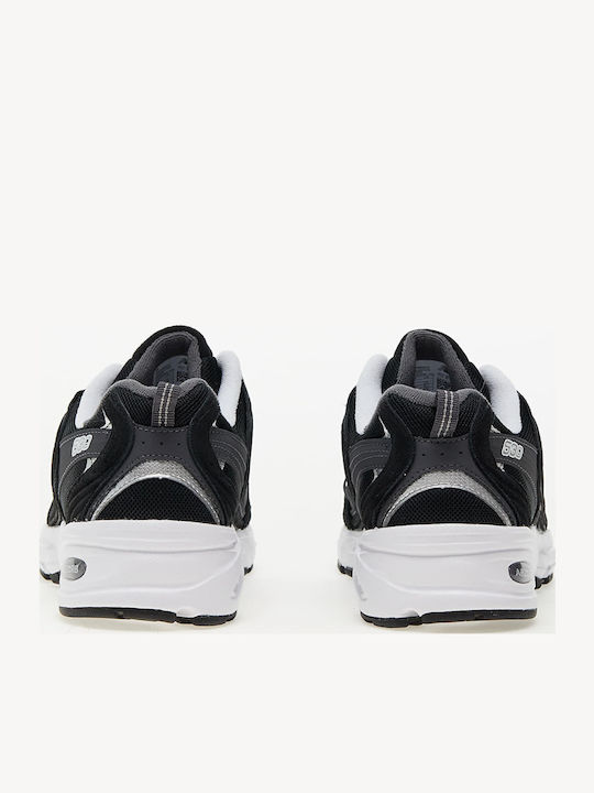 530 Sneakers Black