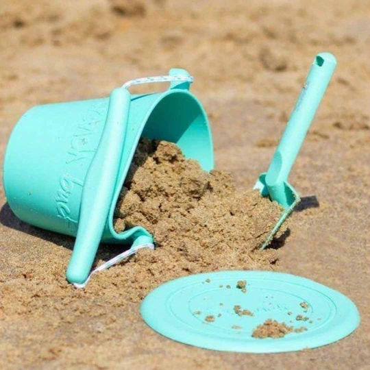 Scrunch Beach Bucket made of Silicone Red 13cm
