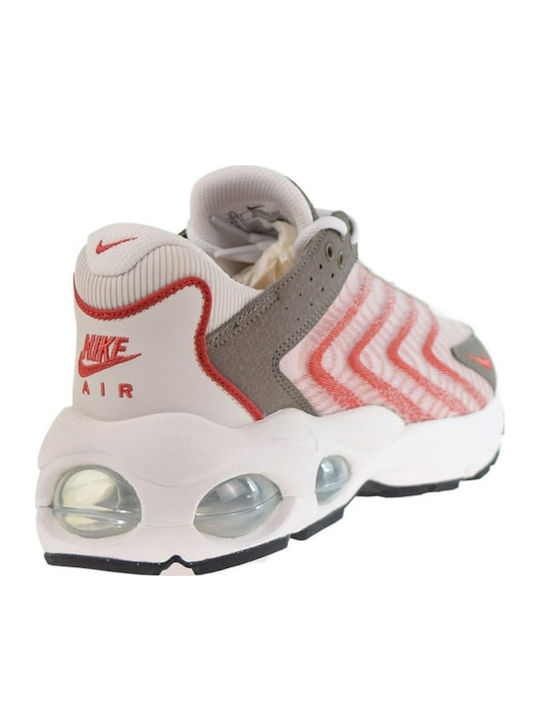Air Max TW Sneakers Red Clay