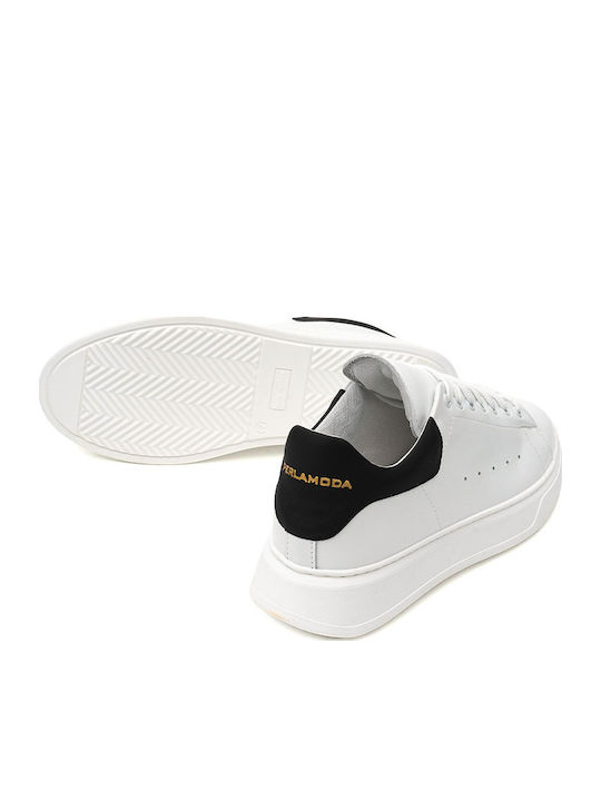 Sneakers White
