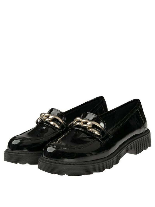 Shoegar Patent Leather Women's Moccasins in Black Color