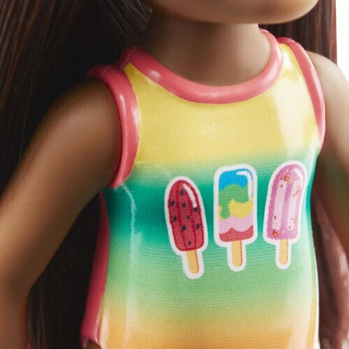 Barbie Beach Doll Κούκλα Chelsea Popsicle Swimsuit για 3+ Ετών 15εκ.