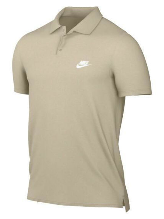 Nike Sportswear Club Essentials Herren Shirt Ku...