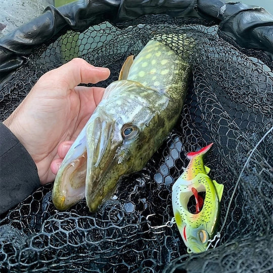 Изкуствена Примамка Малка Рибка (Minnow) 13.5см 35гр Бежова