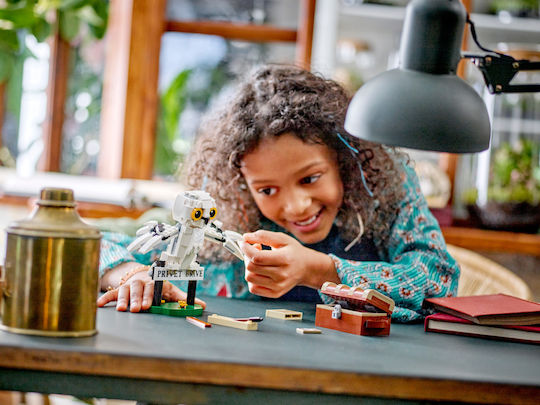 LEGO Harry Potter Hedwig At 4 Privet Drive για 7+ Ετών 337τμχ