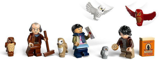 LEGO Castle Hogwarts Castle Owlery for 8+ Years