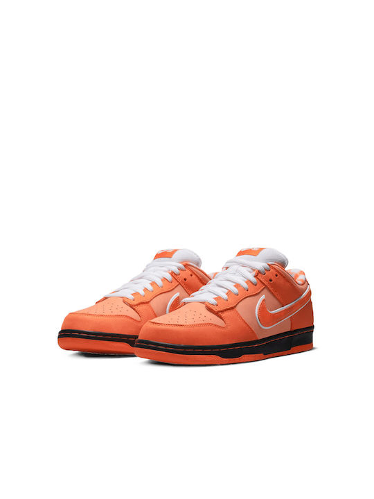 Nike Dunk Low SB Sneakers Orange