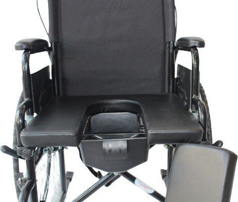 Manual Wheelchair Pw020118a-wc With toilet tank. Removable Side & Footrests. Escort Brakes - Safety Belt. Seat width 45cm. Black.