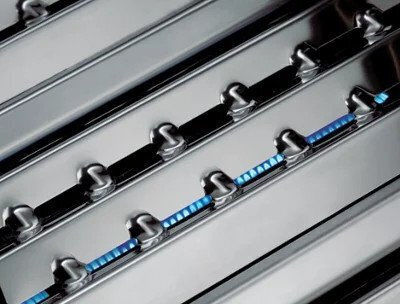 Broil King Crown 410 Ψησταριά Υγραερίου Μαντεμένιας Σχάρας 65x44εκ. με 4 Εστίες 11.4kW