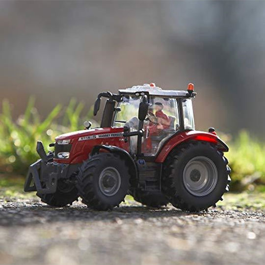 Britains 1:32 Massey Ferguson 6718 S Tractor Toy Collectable Farm Set Toy Tractors For Children Toy Tractor Compatible With All 1:32 Scale Farm Toys Suitable For Collectors & Children From 3+
