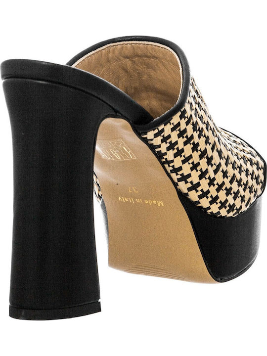 Mules with Chunky Heel in Black Color