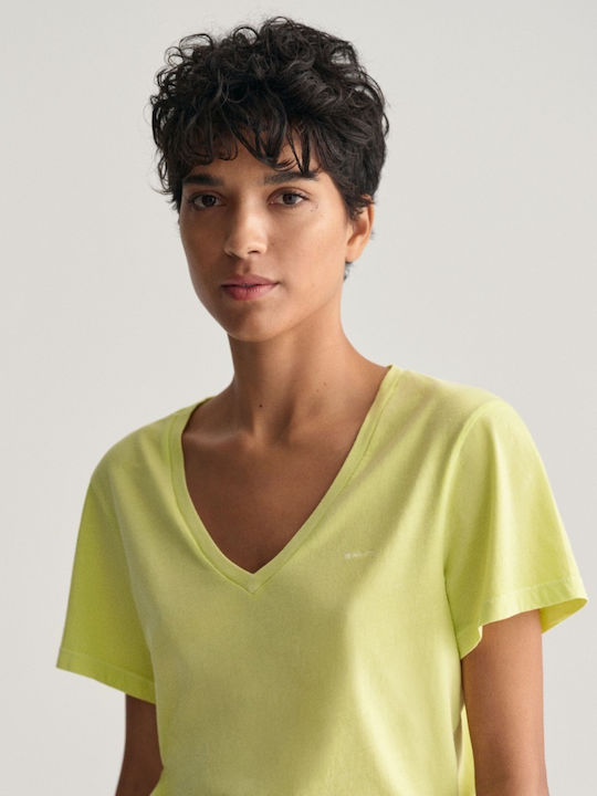 Women's T-shirt with V Neckline Green