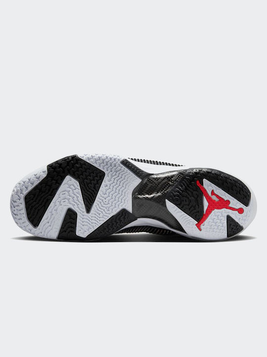 Air  37 Нисък Баскетболни обувки White / Black / Siren Red