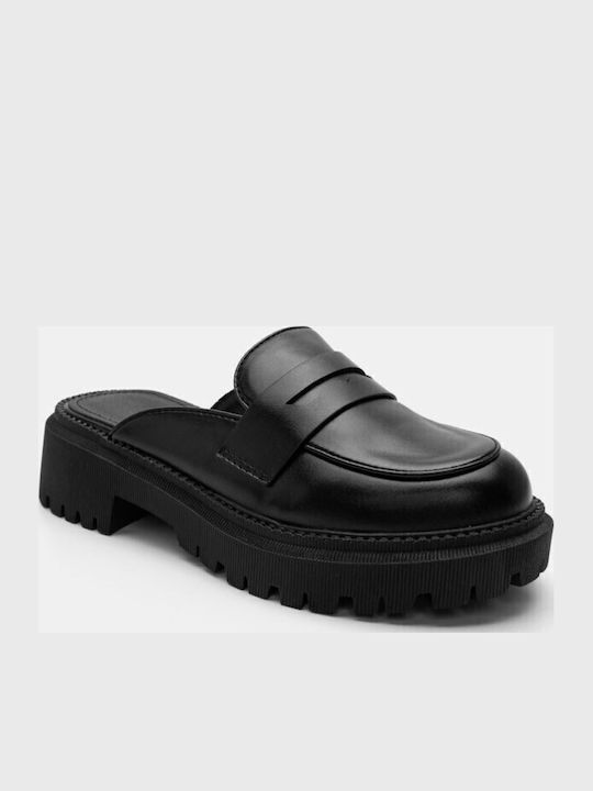 Leather Mules with Low Heel in Black Color
