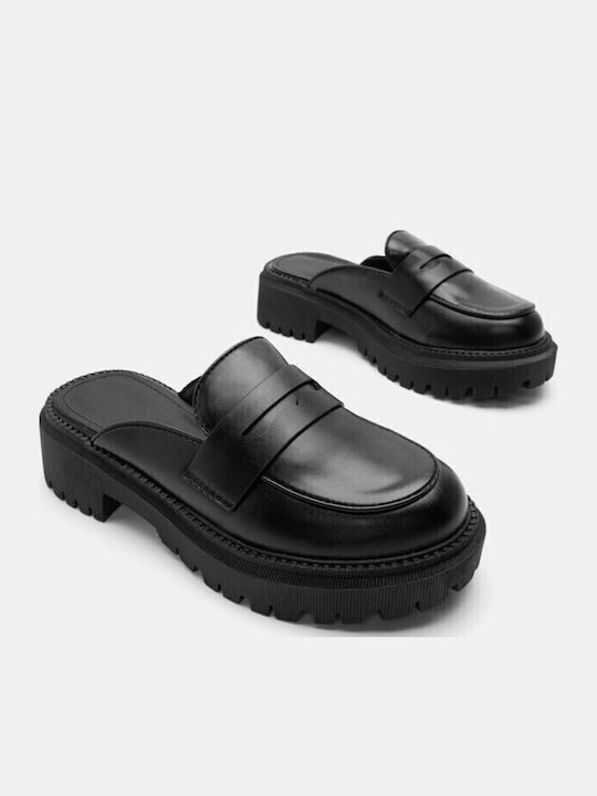 Leather Mules with Low Heel in Black Color