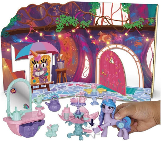 Hasbro Miniature Toy Tea Party Izzy Moonbow My Little Pony