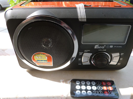 FP-910RC Portable Radio Rechargeable with USB Red