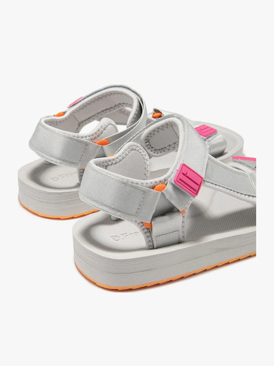 Women's Flat Sandals Sporty in Silver Color