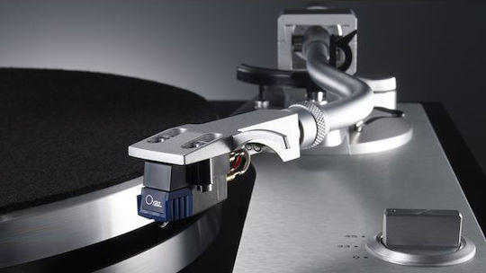 Teac TN-4D-SE/B Πικάπ με Direct Drive και Προενίσχυση Piano Black
