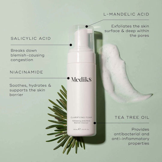Medik8 Klärender Gesichtsreinigungsschaum zur Kontrolle der Hautfettigkeit und mit Anti-Aging-Wirkung 150 ml