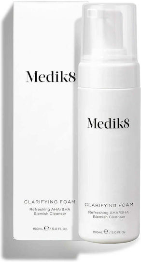 Medik8 Klärender Gesichtsreinigungsschaum zur Kontrolle der Hautfettigkeit und mit Anti-Aging-Wirkung 150 ml