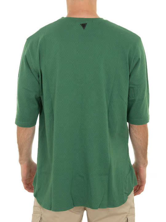 Nineteen Apparel Club