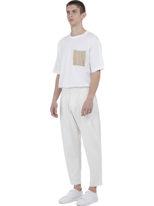 T-shirt White