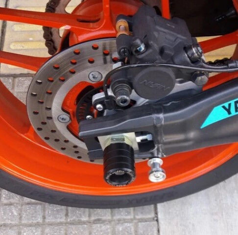 Rear Wheel Motorcycle Protective Sliders Yamaha MT-09 2021-2023 YAMTRO39