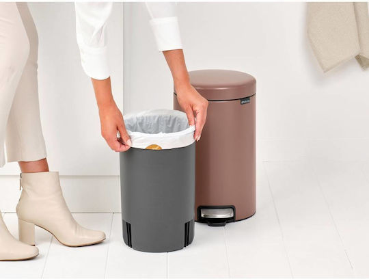 Brabantia Κάδος NewIcon Pedal Απορριμμάτων Πλαστικός με Πεντάλ Καφέ 12lt