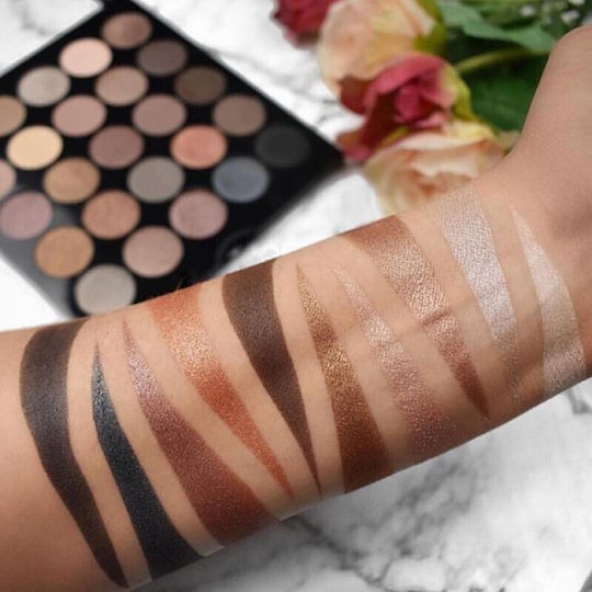MUA 25 Shade Палитра със Сенки за Очи в Твърда Форма Съблечен 17гр