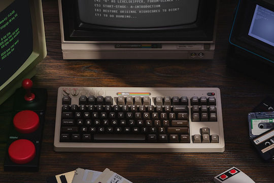 8Bitdo Retro C64 Edition Ασύρματο Gaming Μηχανικό Πληκτρολόγιο Tenkeyless (International English)