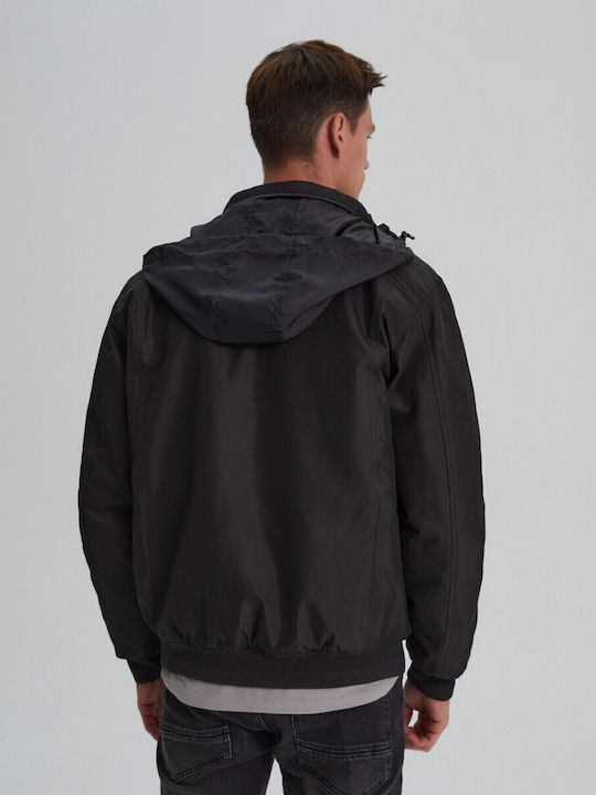 Jacke Black