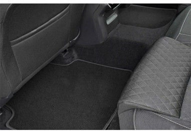 Umbrella Set Covorașe Față și Spate 4buc din Covor pentru Audi Q2 2016+ Negre