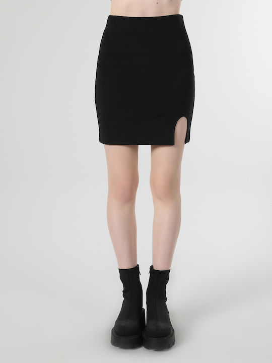Пола Black
